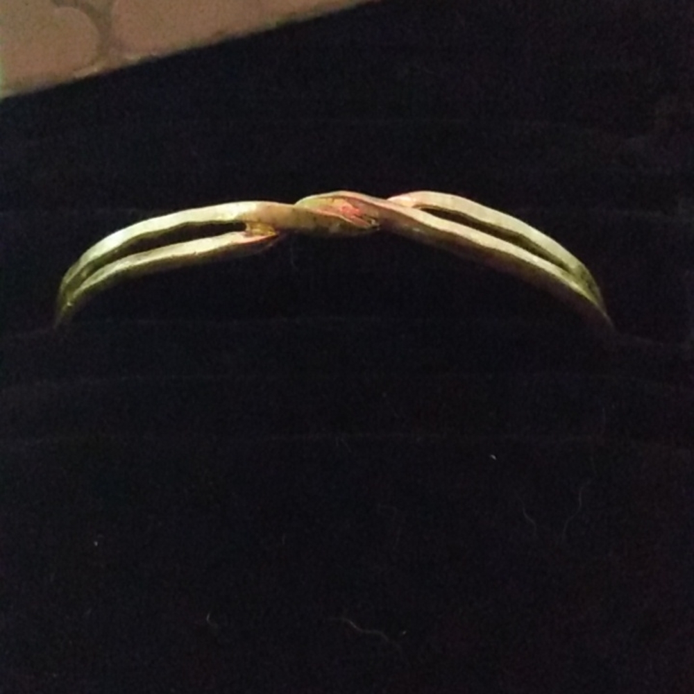 Gold bracelet